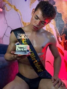 Nijinsky_LatinBoy 🎂🥵My Birthday…🔥😈🍰🕯️ Fotka 2
