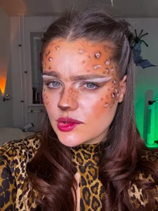 MilkyPop_ RAWR 🐯 Foto 2