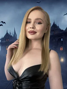 Chloe_Richardson Happy Halloween  7. fénykép