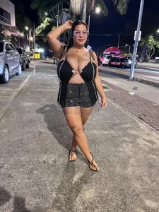 nathalia_correa sexy in the nigth Foto 4