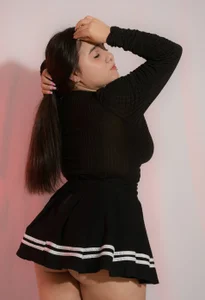 nicolleu99 Welcome to my room Pic 2