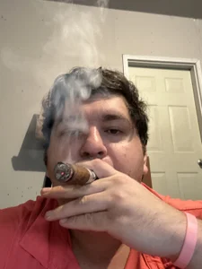 Moroncuckoldloser699 Public Pic 2