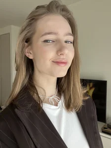 a lil bit of me od solar_bella  5 snímek