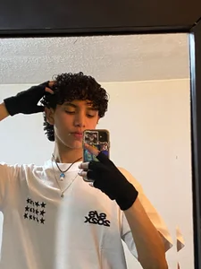 artemis_jones Public Pic 5