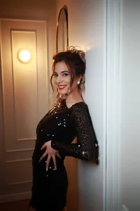 AriannaSins Fancy black dress Bilde