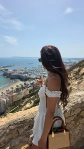 EmmyCortez 🍃🤭I think Spain needed my beauty 🤭🍃 Billede 4