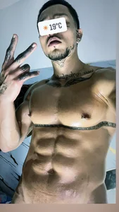 Dominic_Donnovan Public Hình 4