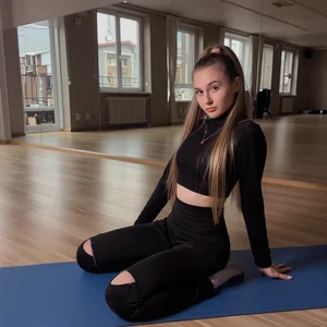 Ave_Costly Beauty Foto 3