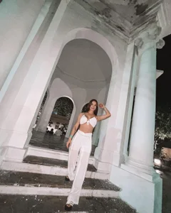 SofiaCarter: Public ( 7 фото)