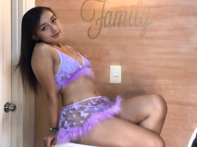 katy_sweet19 sexy princess🌸 Immagine  4