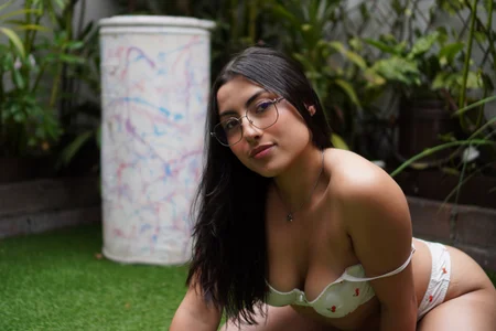 Circeh 🥵🥵🍑 - {count, plural, one {תמונה אחת} two {שתי תמונות} many {# תמונות} other {# תמונות}}