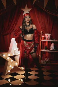 Circus od JasmineRoss_1  5 snímek