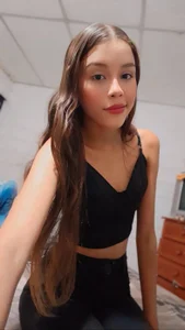 Striphotcam I am Amabar, a horny girl eager to have new experiences, I am only 18 years old Pic 2