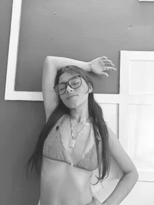 RashelDerosa catamelo dulce টি ছবি