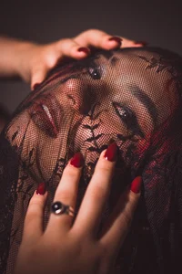 Amy_Parkker 🌙 Darkness always finds those who are not afraid to look at it. Εικόνα 8