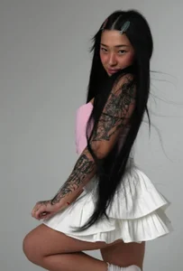 Light photo shoot in a skirt od EIeniVanwart  5 snímek