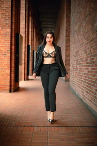 CoralineKam1 Walk by my side Immagine  3