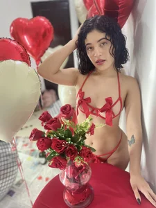 Valentine’s Desire de RileySkye Foto 5