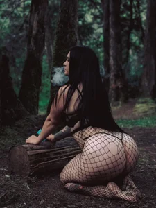 victoria_blackk1 Public Pic 3