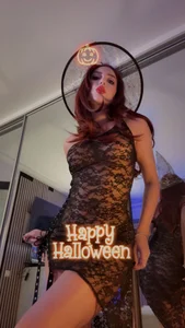 LunaAlya Public  8টি ছবি