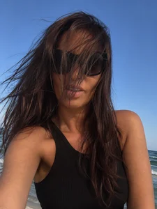 DivineAmely Beach time Foto 5
