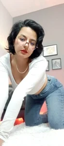 PinUpSpicyGeans Bild