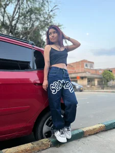 ChantalPetitの♥♥♥♥の 7枚の写真