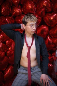 Naughty__Chriss Formal above, danger below 😏 รูป  5