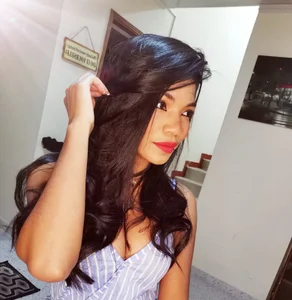 kendallhot7のPublicの 4枚の写真