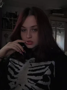 DaisyBonde Public Pic