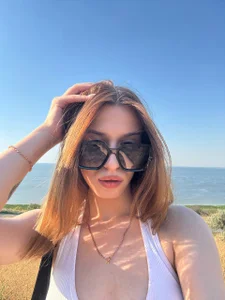 Public de LettyWilde  3 Imagens