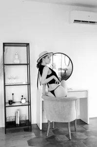 Dearly_Emily Bohemian photoshoot  6টি ছবি