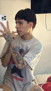 Angelcumm_ In the mirror Poză 7