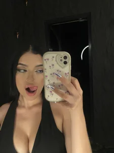 dakota_le Public Immagine  8