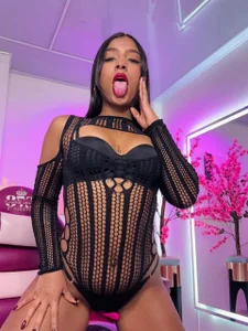 Divinee_Cloe a hot girl 🙈🥵 Immagine  4