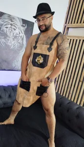 This barber for you 💙🥵🔥 de Luke__09 Foto 4