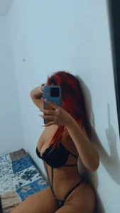 Public de prettyhot_valery  4 Imagens