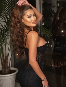 Selena_Sky Public Hình 5