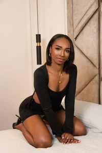 Agatha-AdamsのPublicの枚の写真