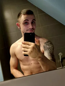 so2g00d2Bbad4uPublic照片 5