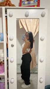 Daniela_mendozza Public টি ছবি