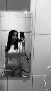 Bree__Morgan Public Bilde 4