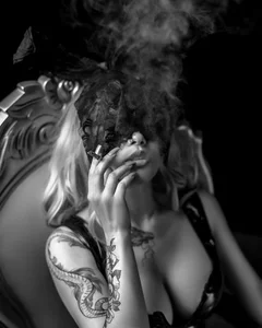 Lyra_Valtierra sexy rabbit Pic 6