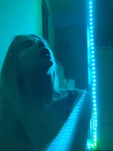 CarrieBradshaww Carrie Pic 4