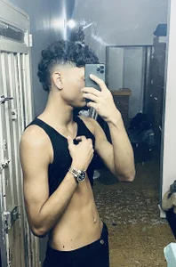 boyswantingplayの😈😏の 4枚の写真