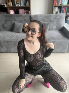 Anastasia_Delacour Hi, I'm Ana Pic 4