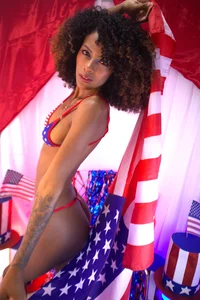 NaomiClay Celebrating your country's Independence Day, darling. 🤗❣️ Pic 5