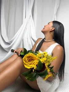 Melodymoore_ WHITE ROSE Foto 7