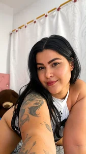 Get lost with me love to an encounter full of pleasure... 🥵 de AishaAmin_  3 Imagens