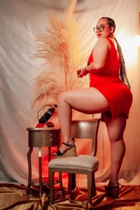 ThiccyLexxy Wine and fuck? 사진 6